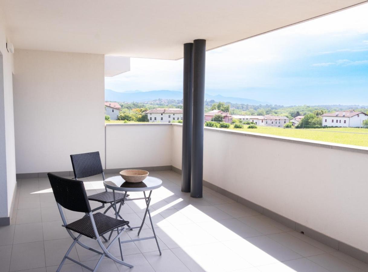 Al Settimo Miglio, Alloggio Agrituristico Villa Treppo Grande Bagian luar foto